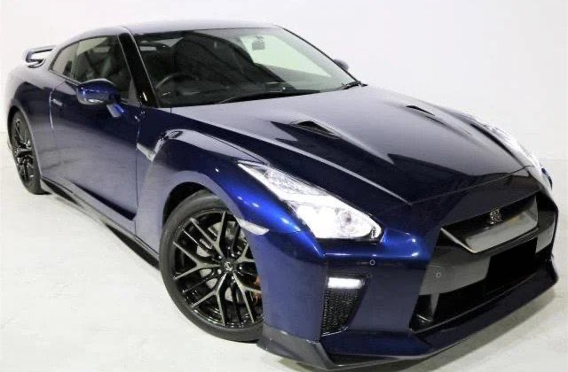 Nissan GT-R